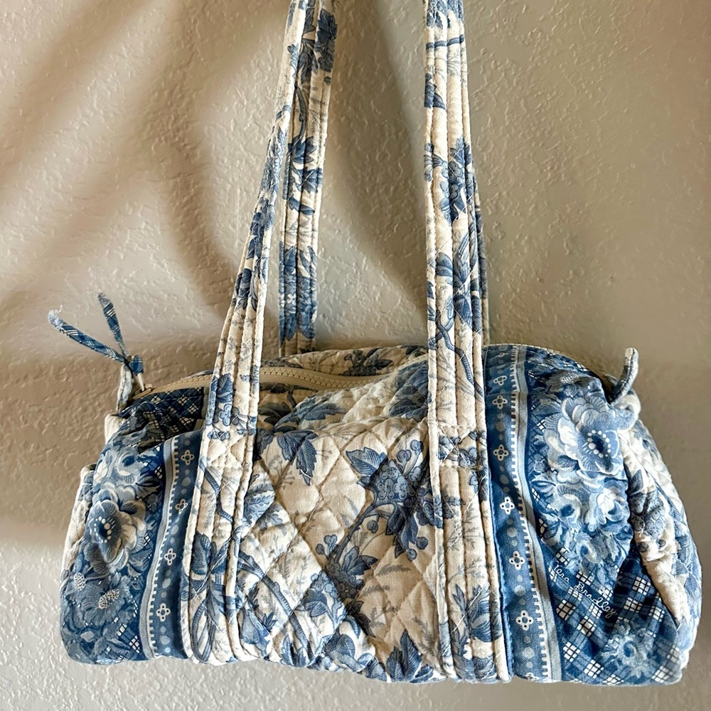 Rare Vera Bradley Blue Toile Quilted Cotten Bag